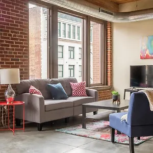 Frontdesk 1209 Washington Ave Apts Downtown St Louis Apartment