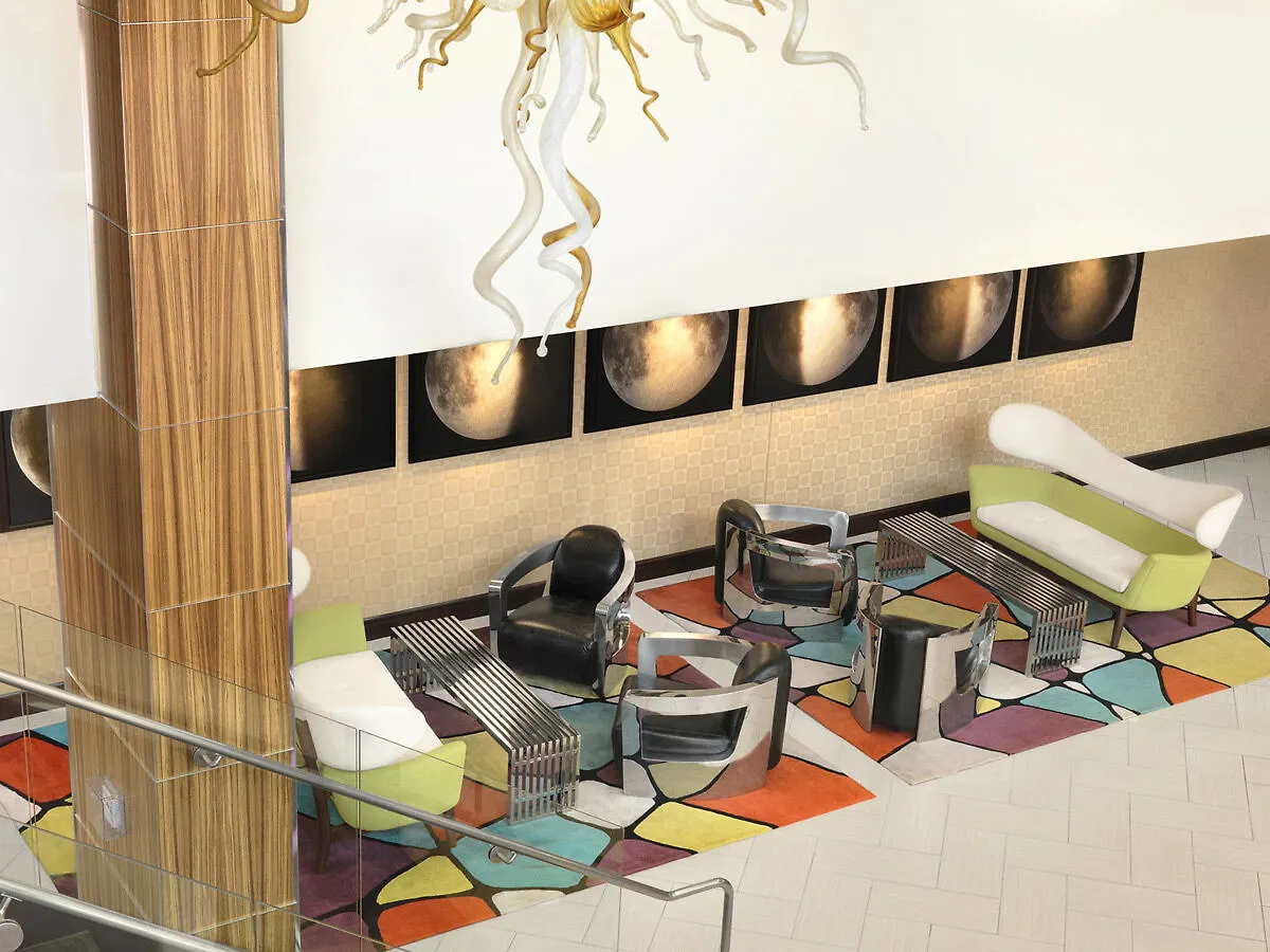 The Moonrise Hotel Saint Louis 4*,